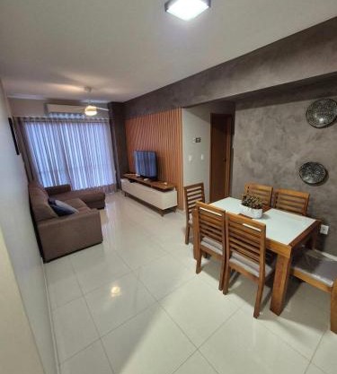 Apartamento Confortável e Espaçoso em Condomínio Familiar, 2 Quartos com 1 suíte e Lazer de Clube