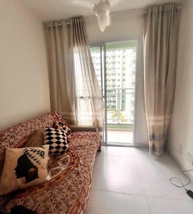 Apartamento de 2 quartos, com piscina e há 10 km de copacabana