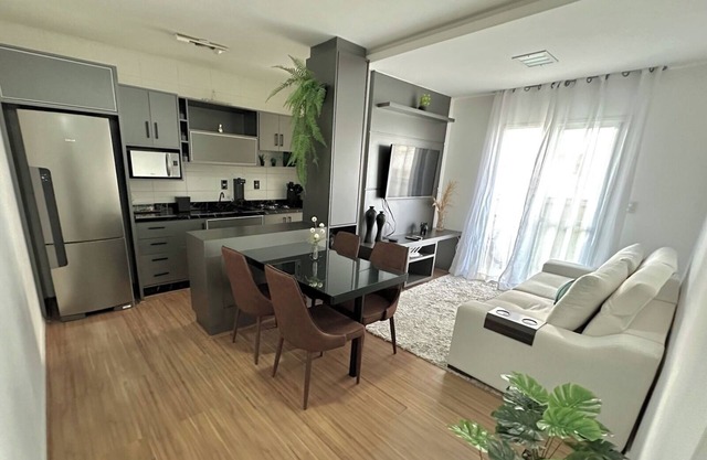 Apartamento Luxuoso- 406, Barreiros, Próximo ao Shopping Itaguaçu