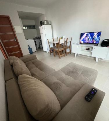 Apartamento mobiliado com piscina