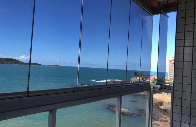 Apartamento no centro com vista linda do mar