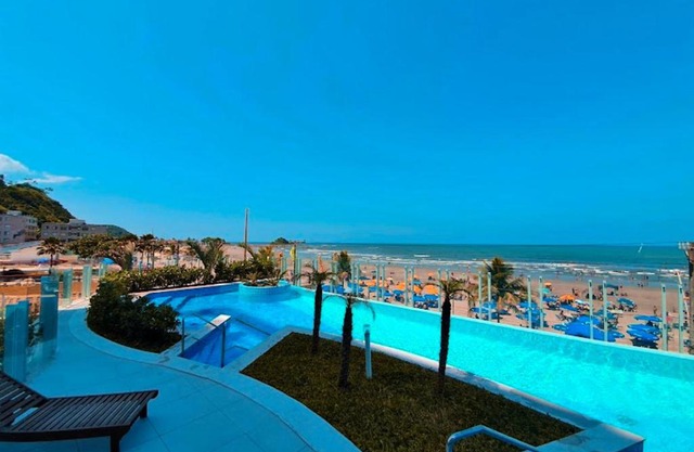 APARTAMENTO PÉ NA AREIA