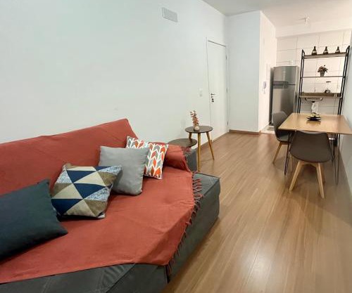 Apartamento para até 6 em condomínio com piscina