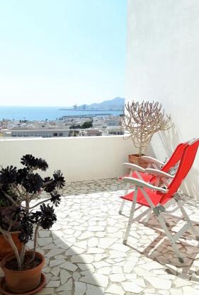 APARTAMENTO TURÍSTICO CARBONERAS