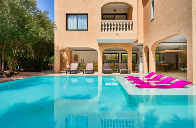 Apartamentos Sinfony