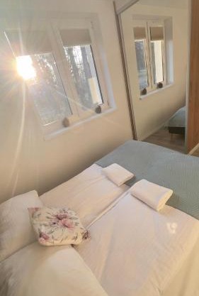 Apartamenty Dąbrówka Beauty - w parku leśnym , sauna