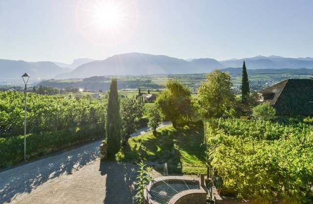 Apartment with panoramic views