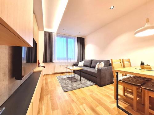 Apartman Maja, Apart-hotel Zlatni javor