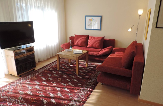 Apartment, 2 rooms, kitchen, bathroom, balcony, WiFi- only 3 minutes walk to the lakeshore