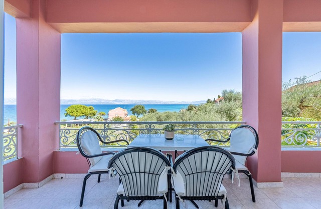 Apartment '6' with Sea View, Wi-Fi and Air Conditioning