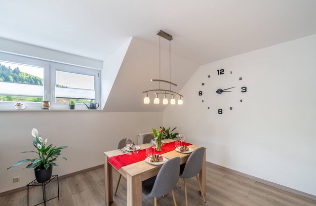 Apartment 'Am Spielberg' with Mountain View, Balcony and Wi-Fi