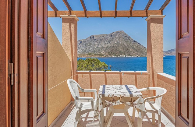 Apartment 'Amphitrite -' with Sea View, Wi-Fi and Air Conditioning