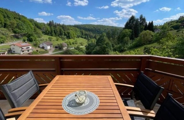 Apartment Anna - quiet location, in the middle of nature, directly on the Neckarsteig trail