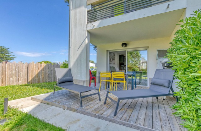 Apartment 'Appartement Croisic' with Private Terrace, Private Garden and Wi-Fi