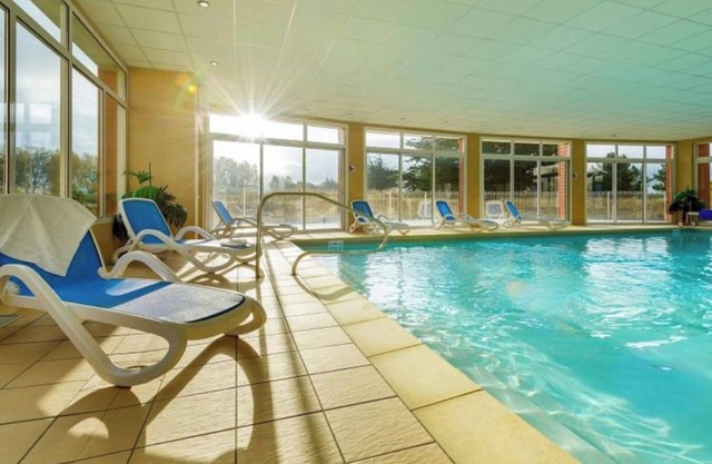 Apartment 'Appartement Au Cap Green' with Shared Garden, Balcony and Wi-Fi