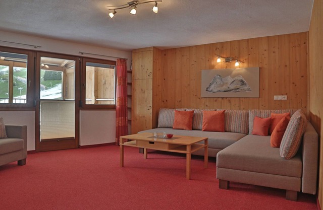 Apartment-Private Bathroom-Mountain view