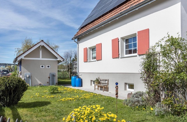 Apartment 'Behagliche Wohnung Hüfingen' with Wi-Fi