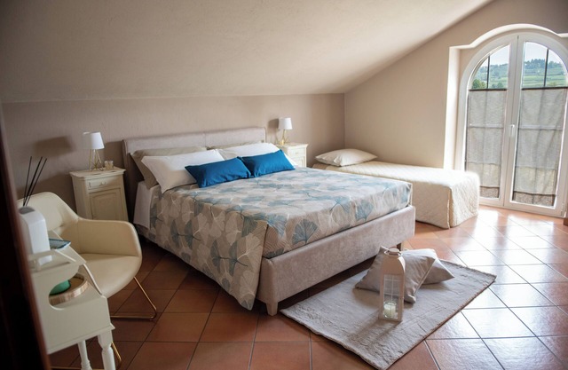 Apartment between Langhe and Roero, 8 min drive from Alba, cozy and quiet