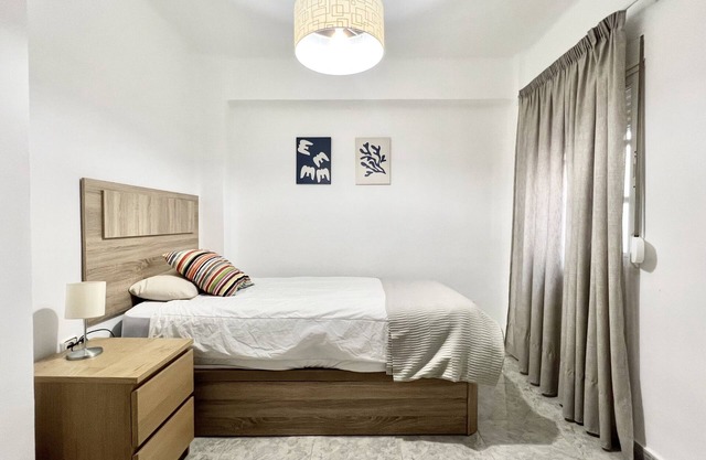 Apartment-Budget-Ensuite with Shower-No view