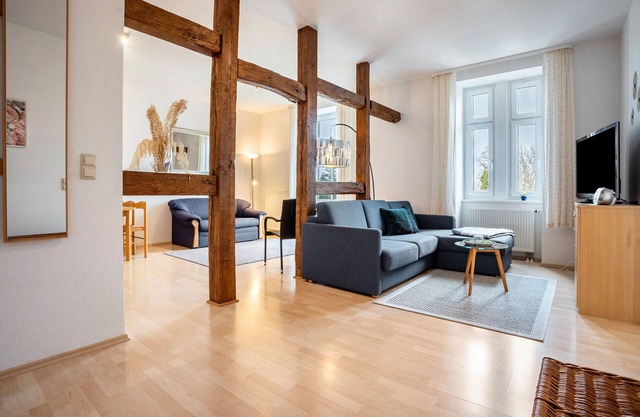 Apartment 'Burgherr 10' in a hotel with Shared Garden, Balcony and Wi-Fi