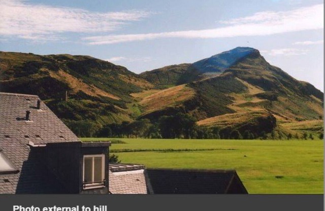 Apartment by Holyrood with splendid views