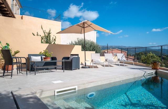 Apartment 'Can Vidal' with Sea Views, Wi-Fi and Air Conditioning