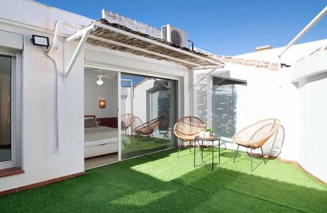 Apartment 'Céntrico En Ronda' with Private Terrace, Wi-Fi and Air Conditioning