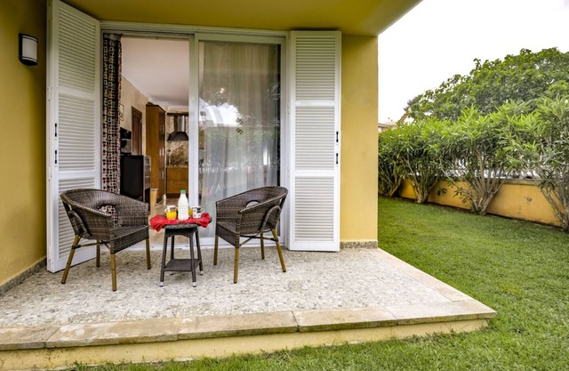 Apartment close to the beach with terrace and communal pool, YourHouse Ronda Playa Holidays