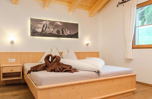 Apartment 'Dolomiten' with Mountain View, Shared Garden and Wi-Fi