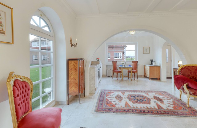 Apartment 'Elisabeth Suite' with Shared Garden and Wi-Fi