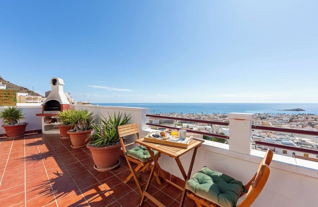 Apartment 'El Mirador De Carboneras' with Sea View, Wi-Fi and Air Conditioning