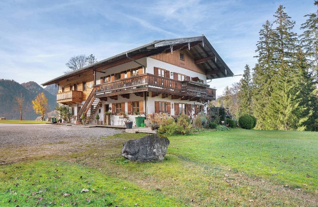 Apartment 'Ferienwohnung Unternberg' with Mountain View, Shared Terrace and Wi-Fi