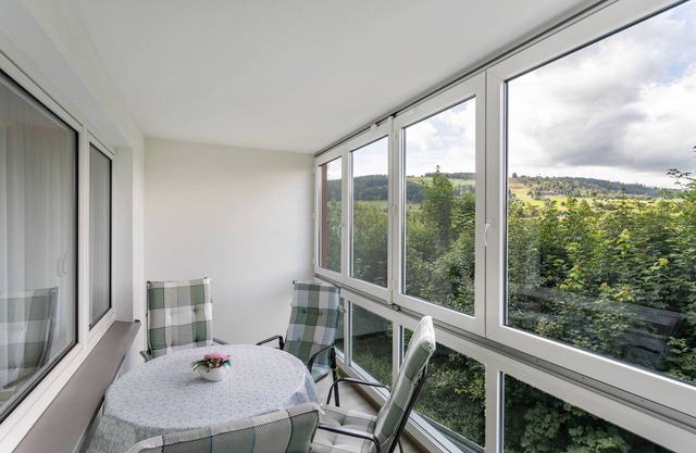 Apartment 'Fewo 1' with wintergarden and Wi-Fi