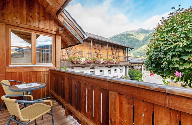Apartment 'Fichte' with Mountain View, Shared Terrace and Wi-Fi
