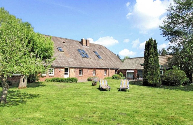 Apartment 'Galerie Haus Wohnung 2' with Shared Pool, Private Terrace and Wi-Fi