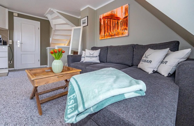 Apartment 'Gemütliche Wohnung' with Shared Garden and Wi-Fi