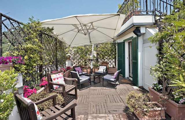 Apartment 'Hepburn' with Sea View, Wi-Fi and Air Conditioning