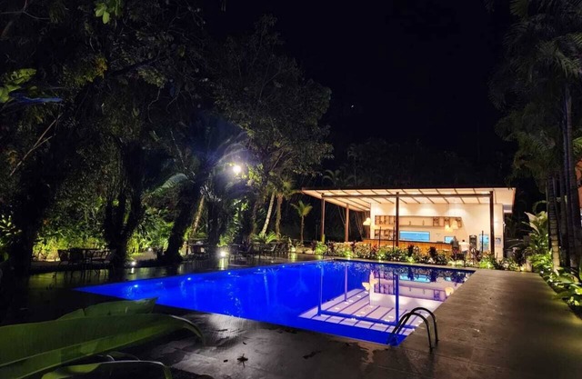 Apartment/house in a condominium on the sand in Barra do Una