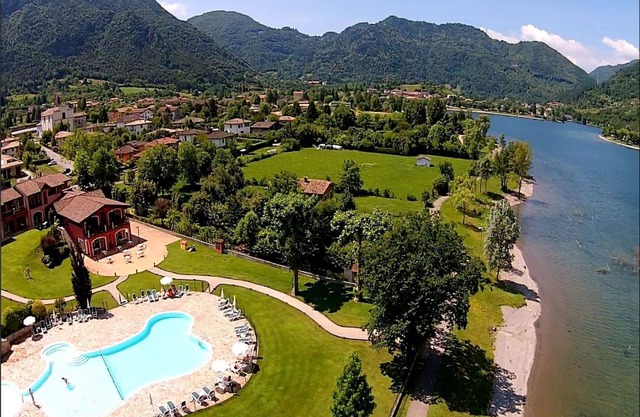 Apartment in Idro with Pool and Garden