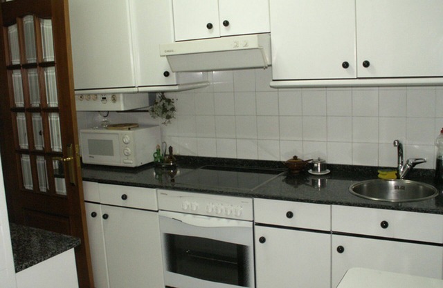 Apartment in La Coruña with three bedrooms and two bathrooms