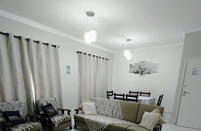 Apartment in Praia da Enseada 70 meters from the sea