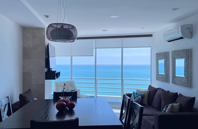 Apartment in Salinas Facing the sea