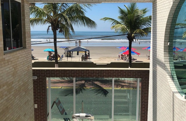 Apartment Mongaguá Beachfront Downtown 2 bedrooms 1 suite 86 mts.