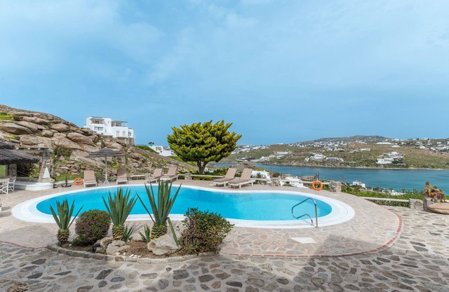 Apartment 'Myconian V' with Sea View, Wi-Fi and Air Conditioning