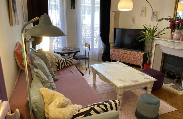 Apartment Near Montmartre original