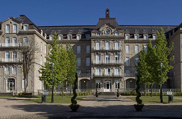 Apartment overlooking the spa of Mondariz