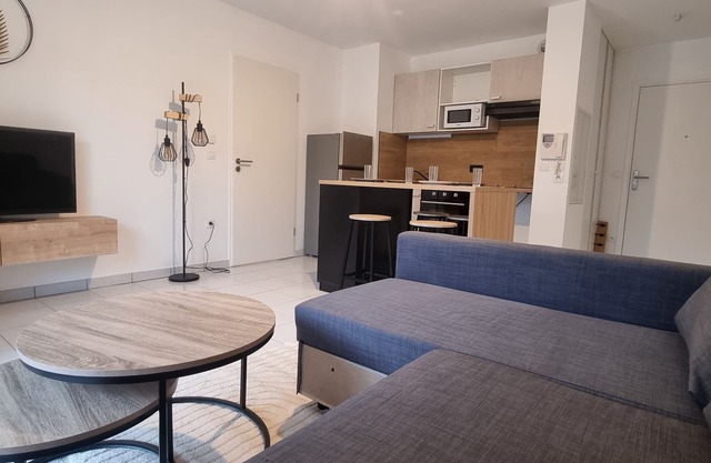 Apartment Pessac- Ideal location