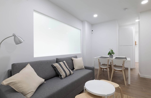 Apartment 'Ría De San Cosme María' with Mountain View, Shared Garden and Air Conditioning