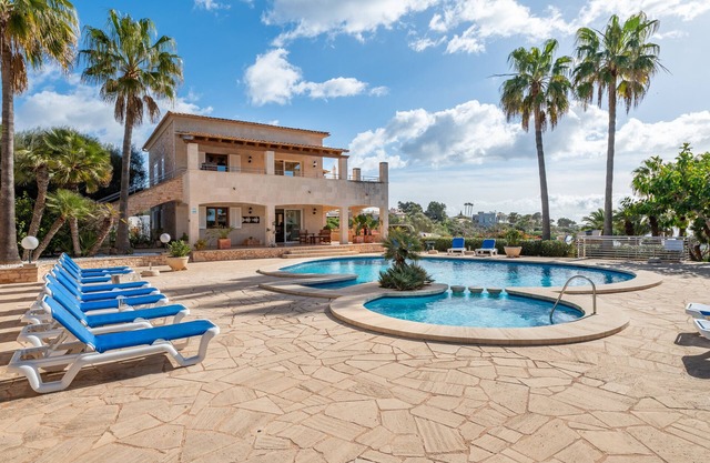 Apartment 'Residencial Gran Terraza Vista Mar' with Sea View, Shared Pool and Wi-Fi