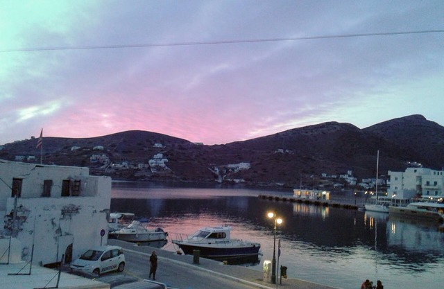 Apartment right at the Port (No 2)
